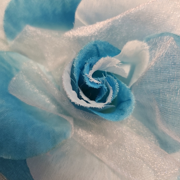 Vintage Flower Pin Light Blue Rose - Picture 10 of 12